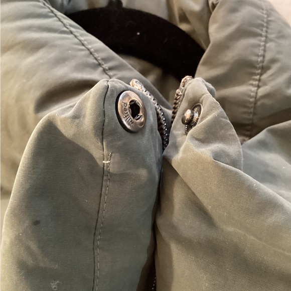 Wilfred The Cloud Puff™ – Olive Green - Picture 7 of 16